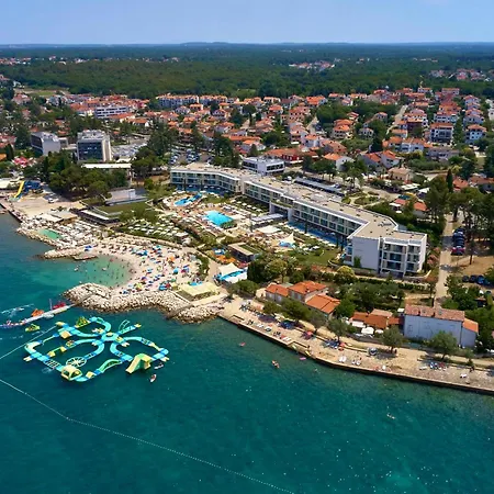 别墅 Spadici 80m From The