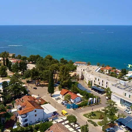 Spadici 80m From The *
