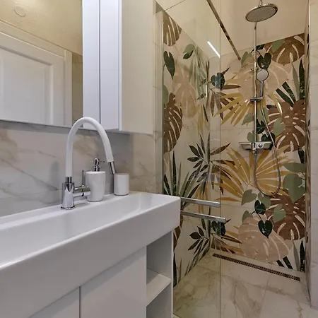 Spadici 80m From The