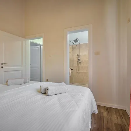 Spadici 80m From The